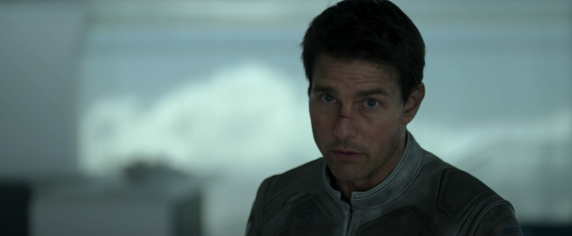 Tom Cruise earns more than the studios on his movies